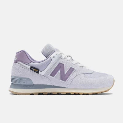 New Balance 574 Rain – unisex sneaker with weather-resistant suede and synthetic upper, ENCAP cushioning, durable rubber outsole, and a timeless design.